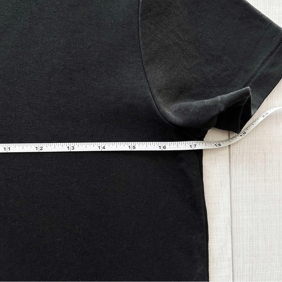 Uniqlo black cotton short sleeve tee shirt - Picture 4 of 7